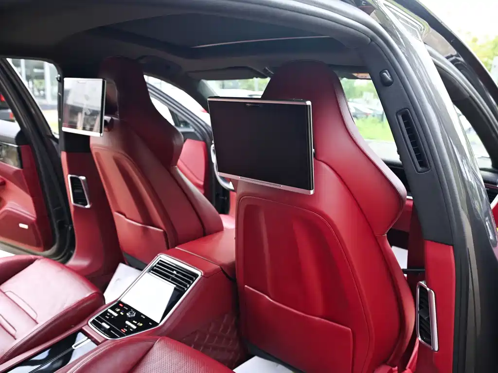 Porsche Panamera — миниатюра 16