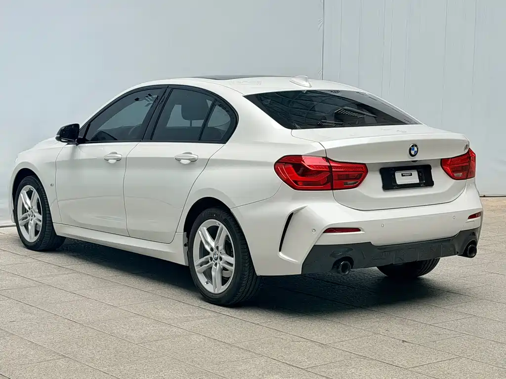 BMW 1 Series — миниатюра 17