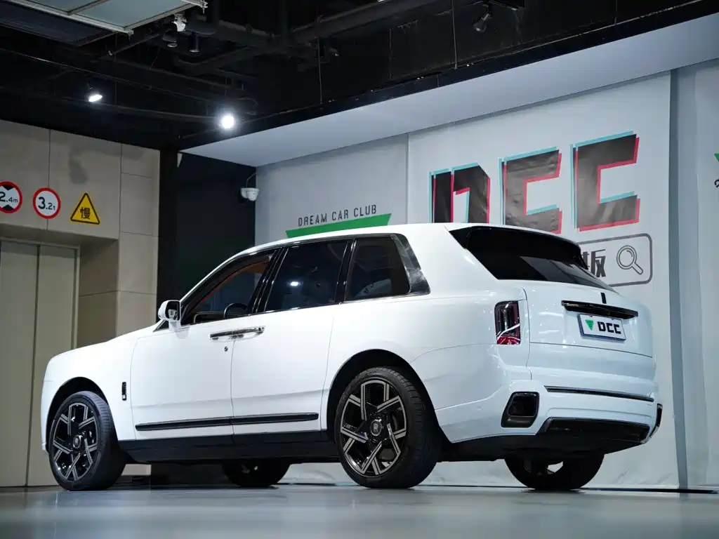 Rolls-Royce Cullinan — миниатюра 56