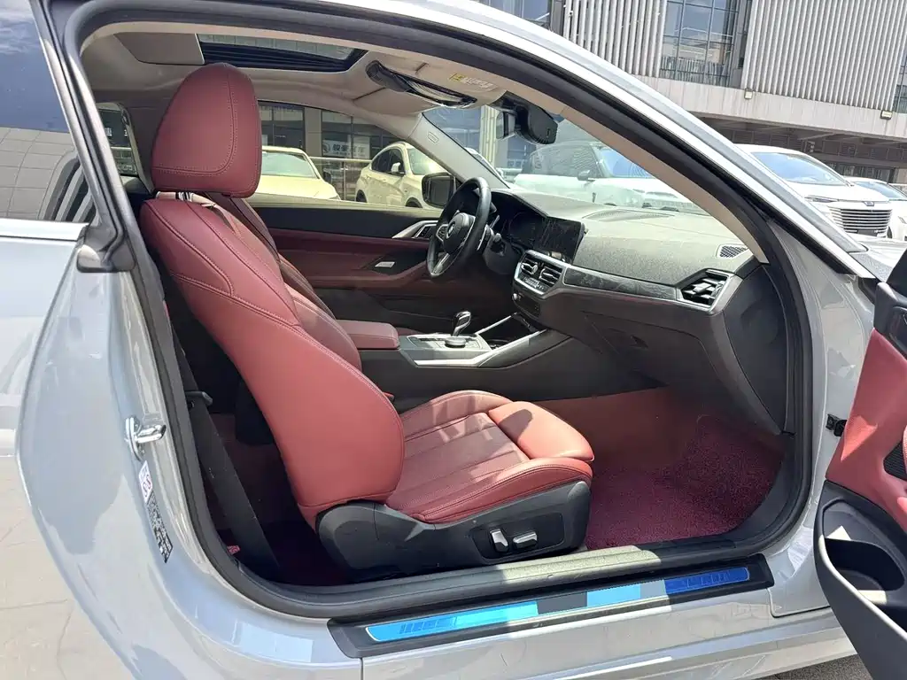 BMW 4 Series — миниатюра 4