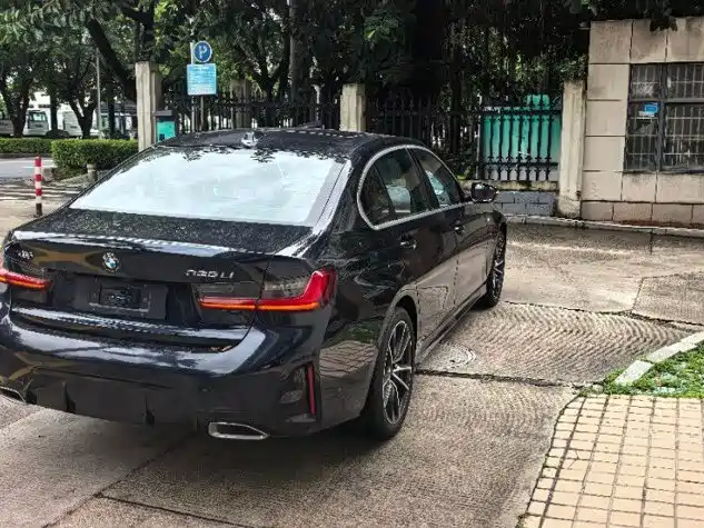 BMW 3 Series — миниатюра 3