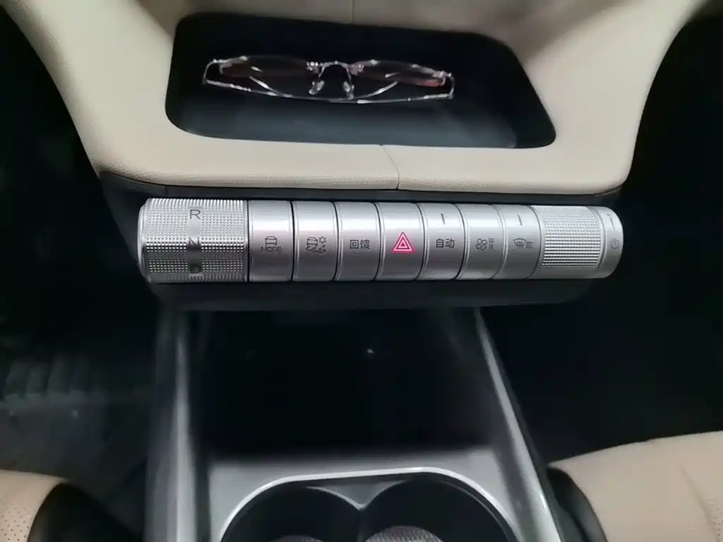 BYD Dolphin — миниатюра 14