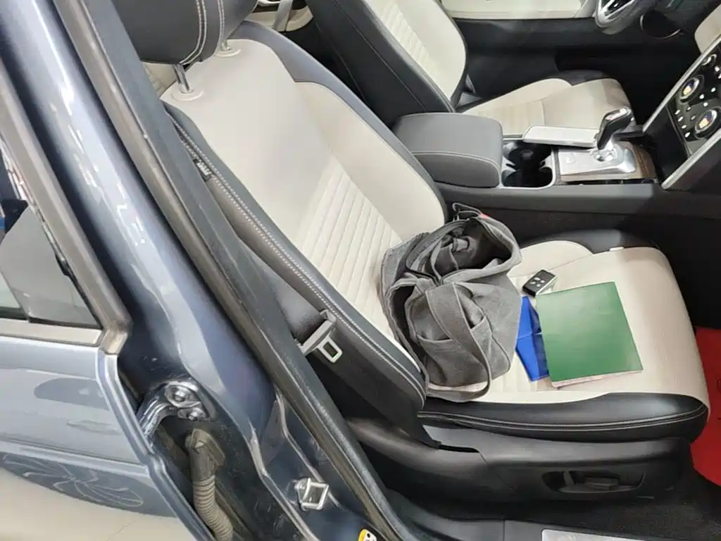 Land Rover Discovery Sport — миниатюра 25
