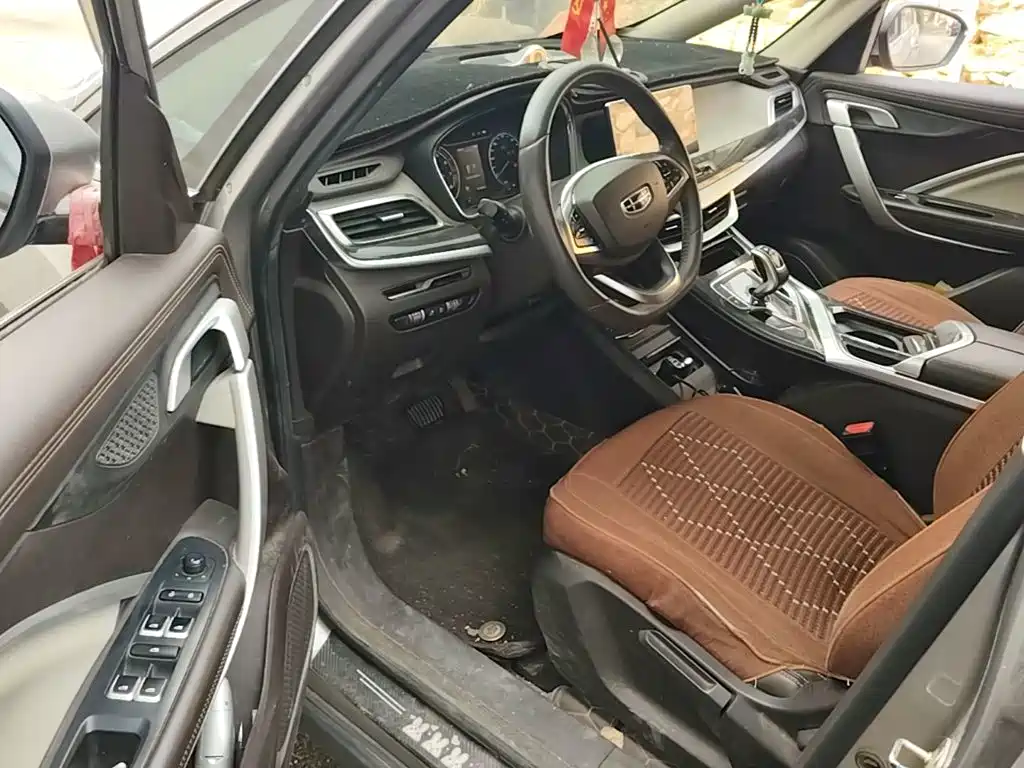 Geely Jia Ji — миниатюра 16