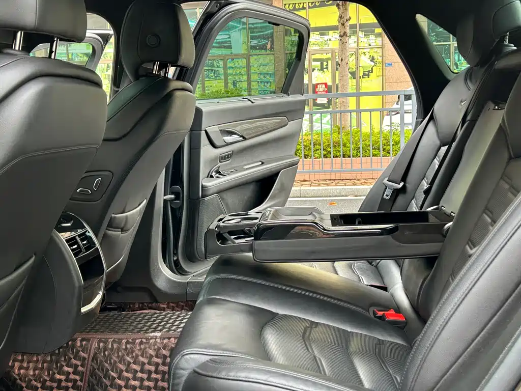 Cadillac CT6 — миниатюра 31