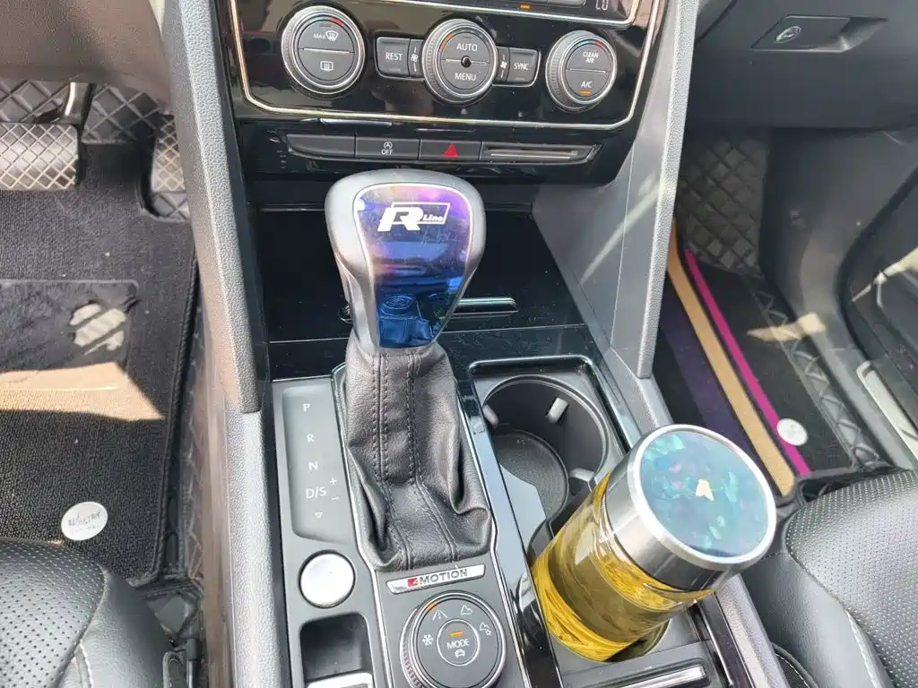 Volkswagen Teramont — миниатюра 15
