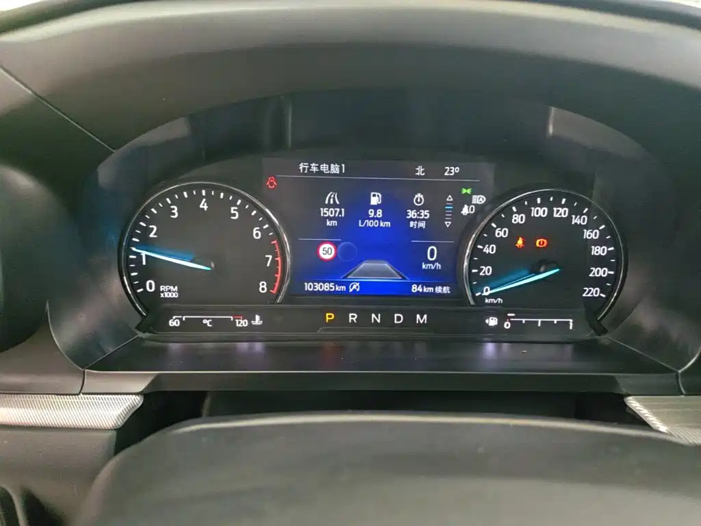 Ford Explorer — миниатюра 12