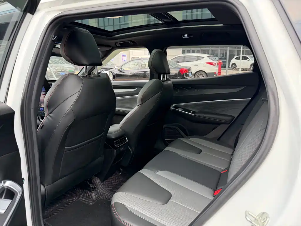 GEELY AUTOMOBILE BOYUE