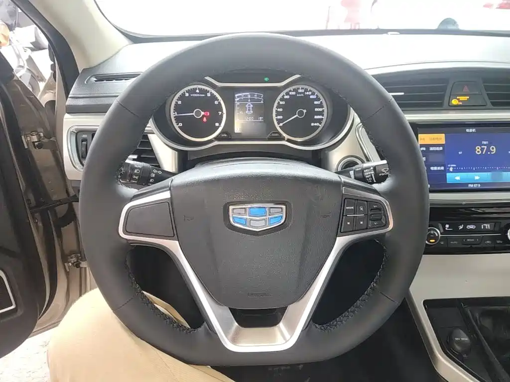 Geely Emgrand GL — миниатюра 11