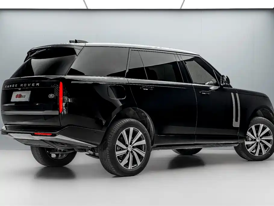 Land Rover Range Rover 2025 3.0 L6 400PS Long Wheelbase