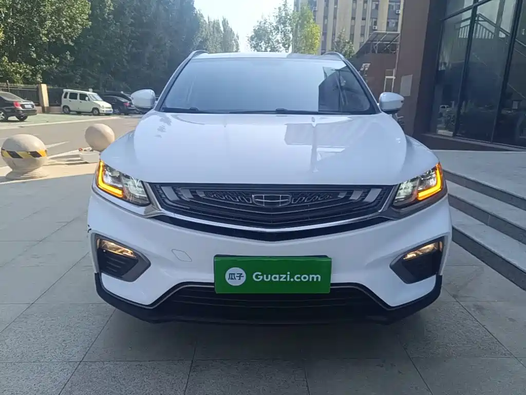 Geely Binyue — миниатюра 3