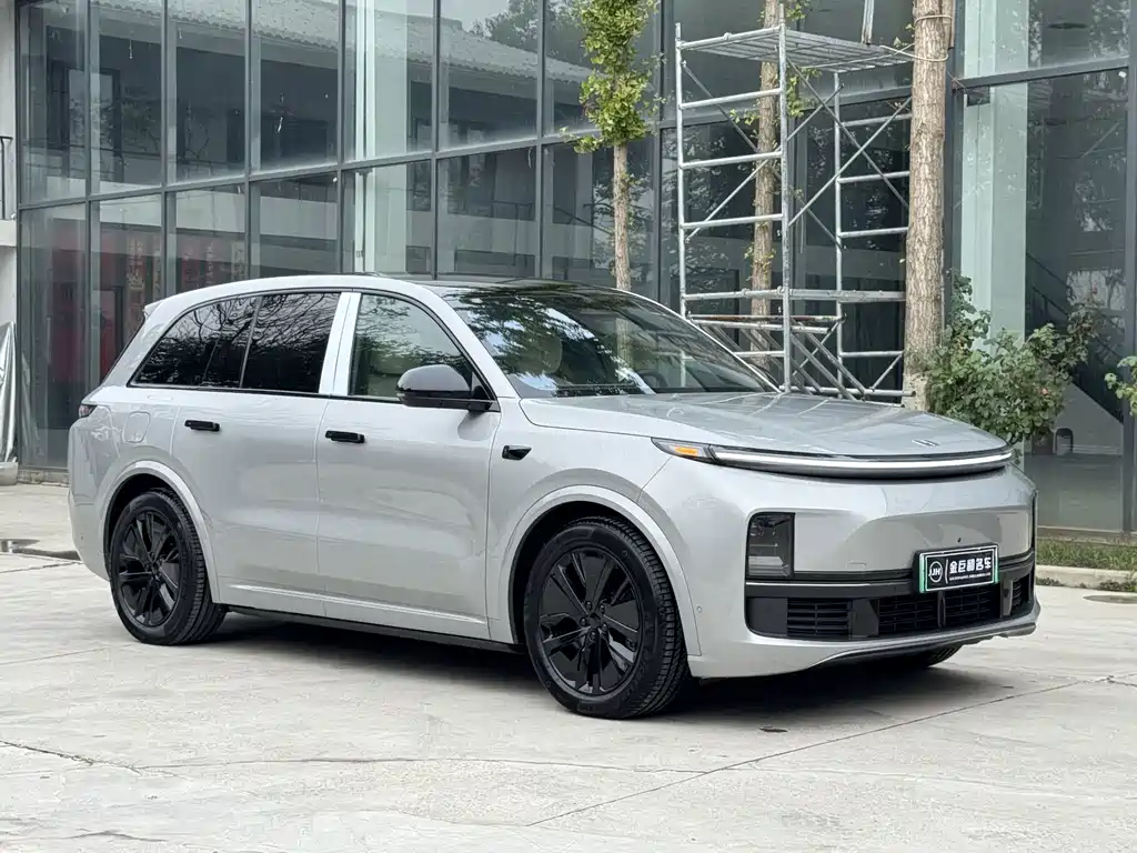 Li Auto Li L8 — миниатюра 3
