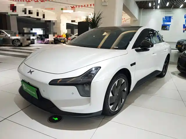 2025 Xpeng Mona M03