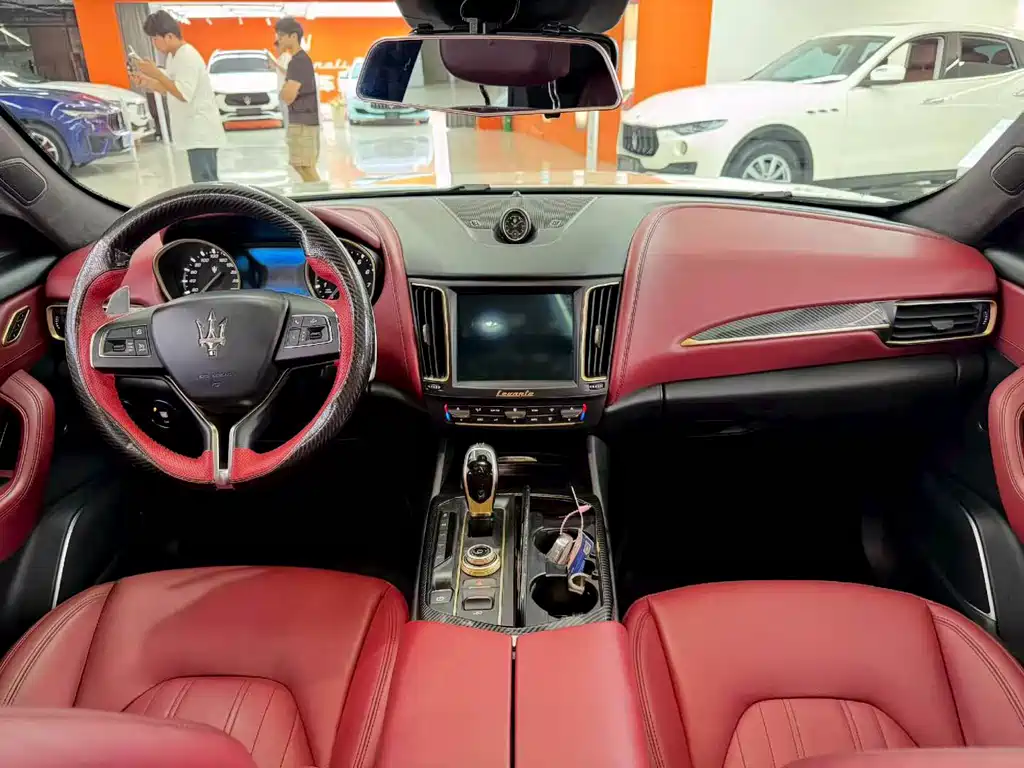 Maserati Levante — миниатюра 4