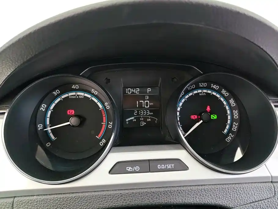 Skoda Rapid — миниатюра 14