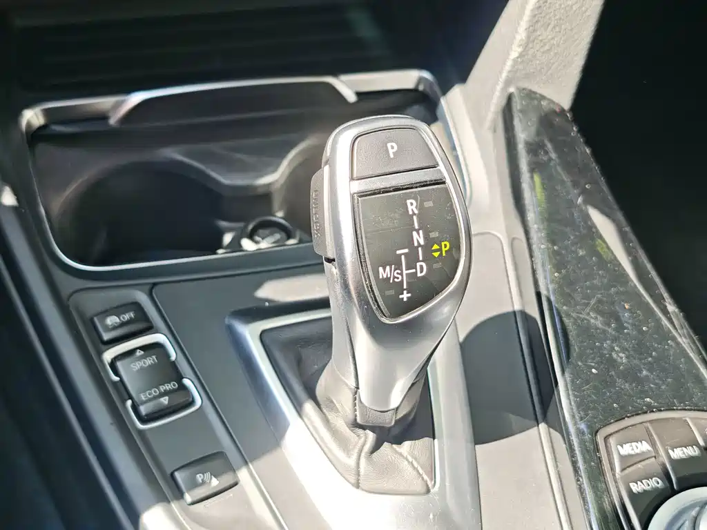 BMW 3 Series — миниатюра 20