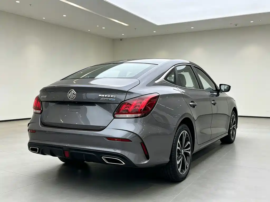 MG MG5 — миниатюра 10