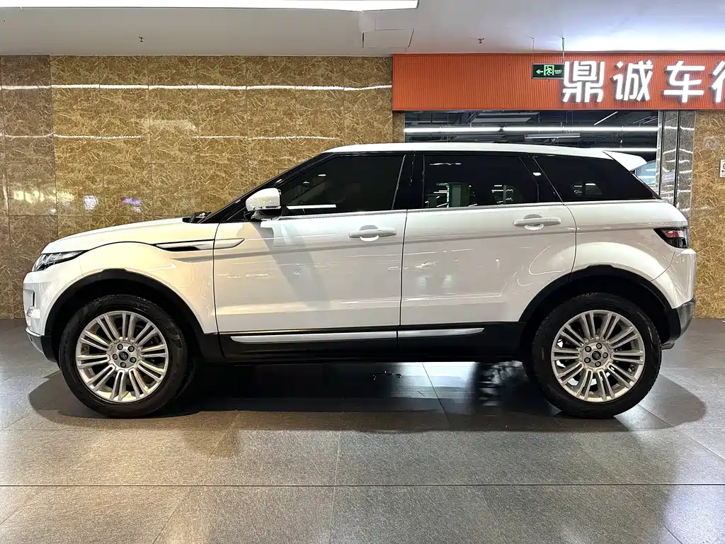 Land Rover Evoque (Import) — миниатюра 4