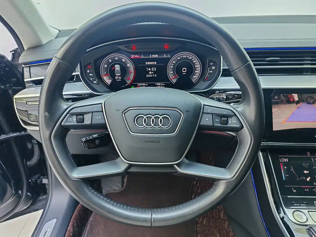 Audi A8 — миниатюра 4