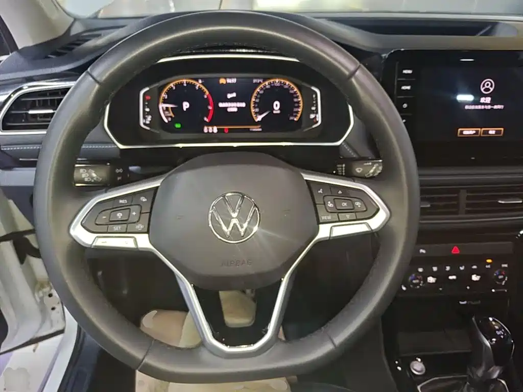 Volkswagen Tharu — миниатюра 7