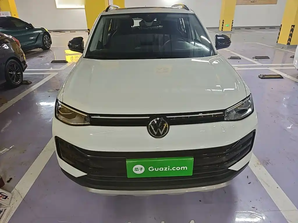 Volkswagen Tharu — миниатюра 3