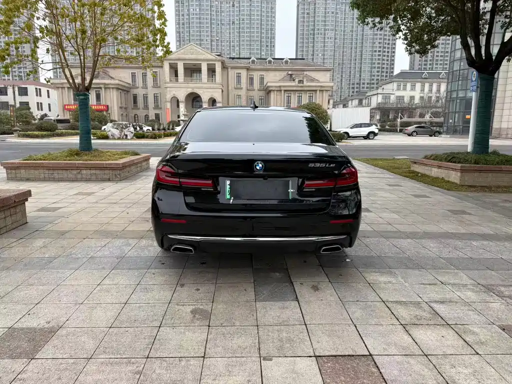 BMW 5 SERIES NEW ENERGY