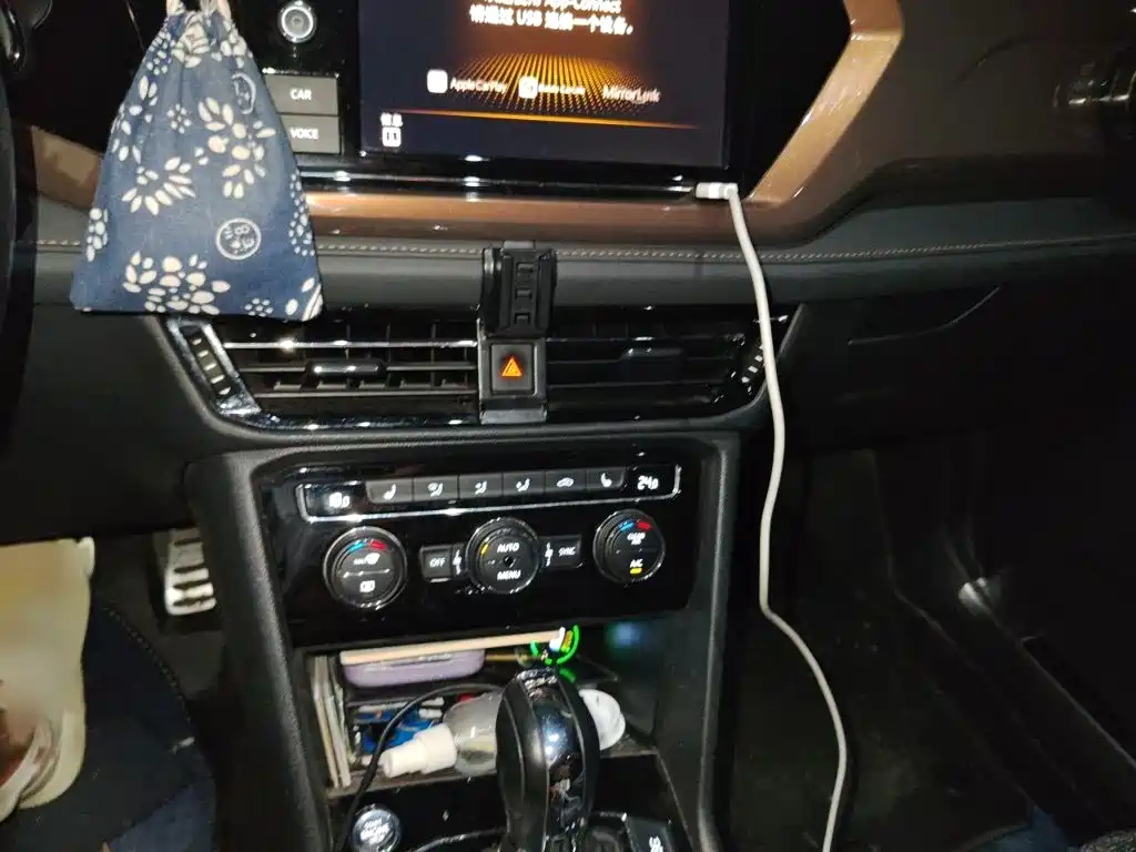 Volkswagen Tharu — миниатюра 6