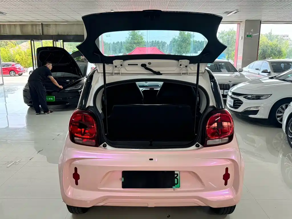 Roewe Clever — миниатюра 24