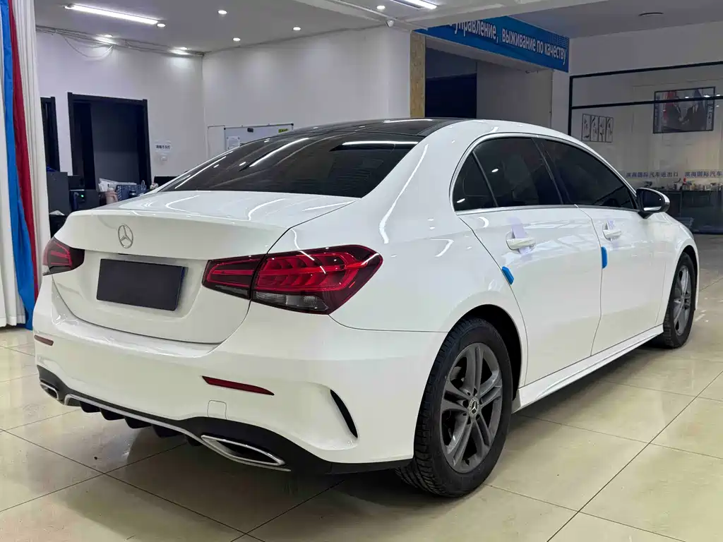 MERCEDES-BENZ A CLASS