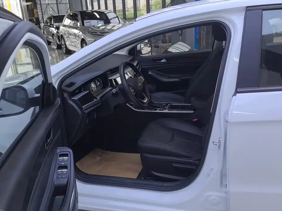 Chery Arrizo 5 — миниатюра 9