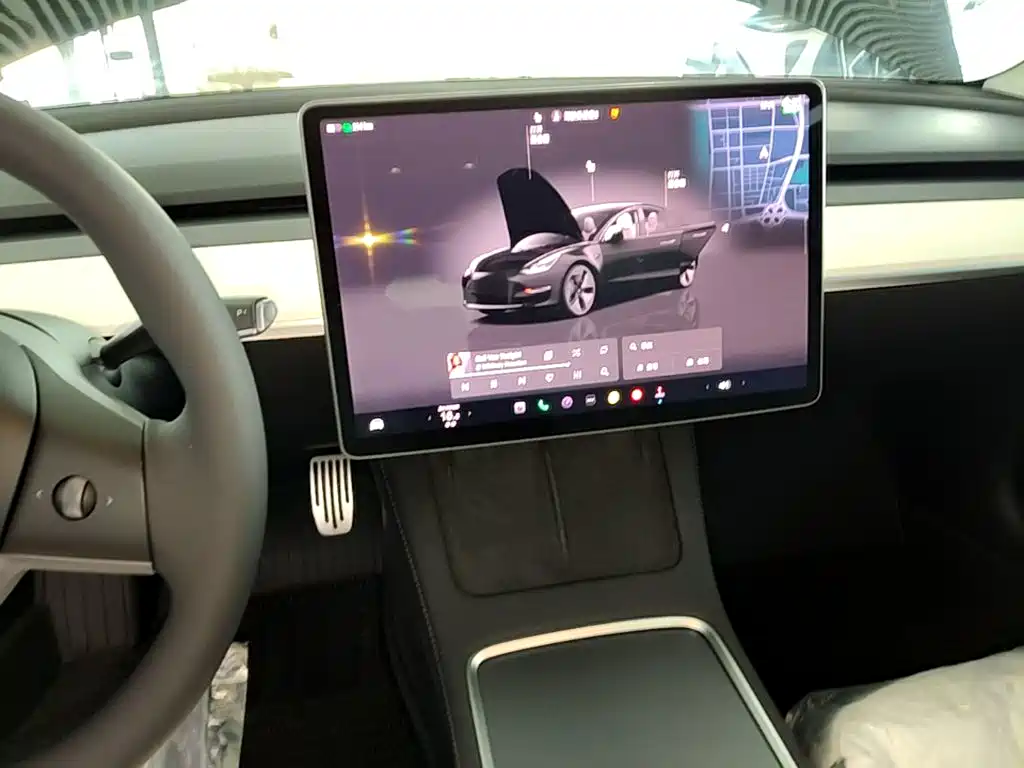 Tesla Model 3 — миниатюра 13