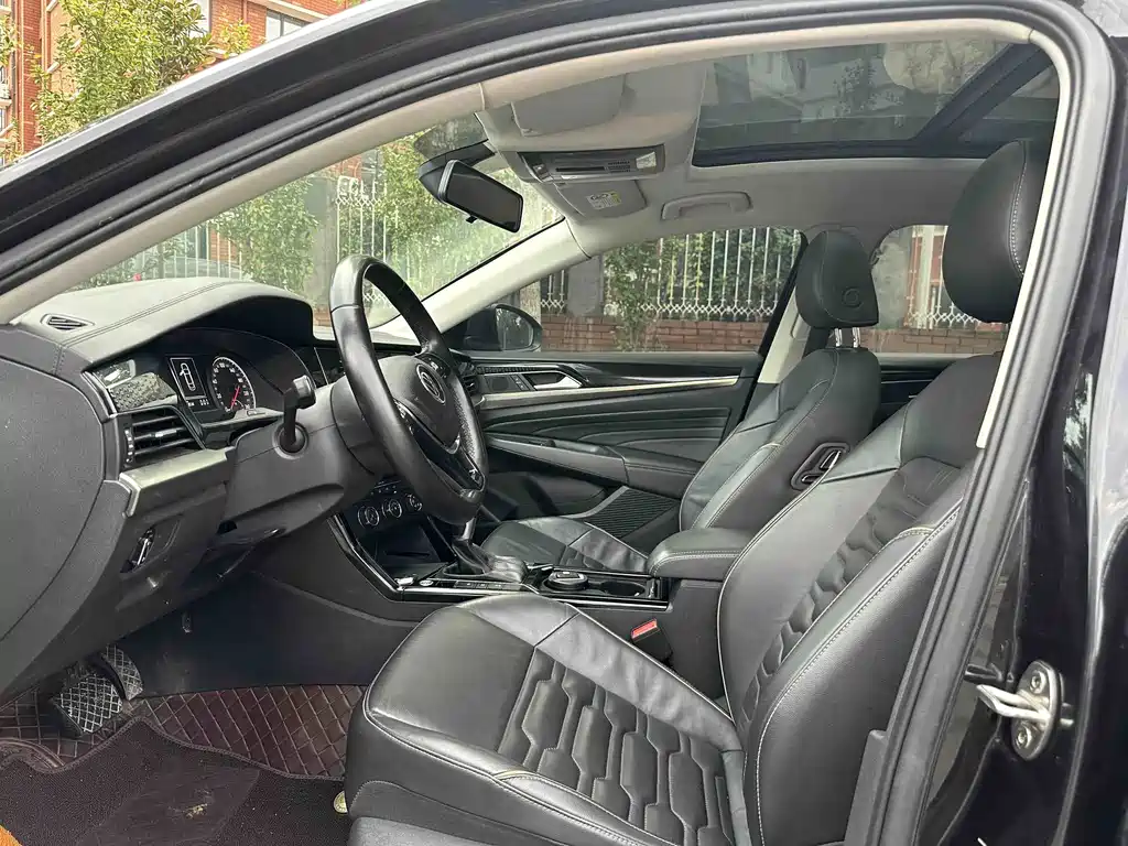 Volkswagen Passat — миниатюра 14