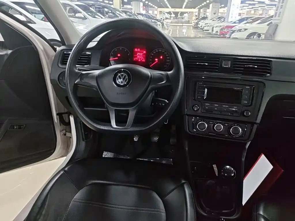 Volkswagen Santana — миниатюра 13