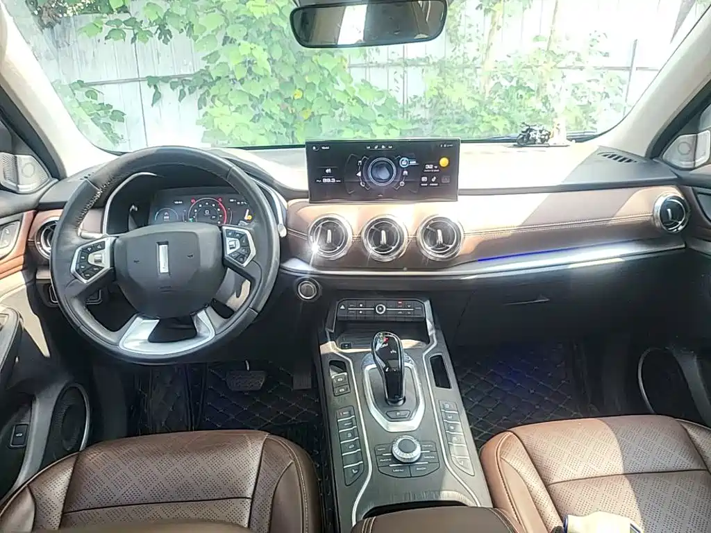 Wey Wey VV6 — миниатюра 14