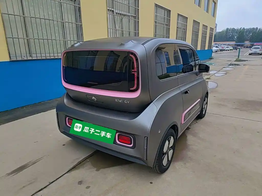 Baojun KiWi EV — миниатюра 7