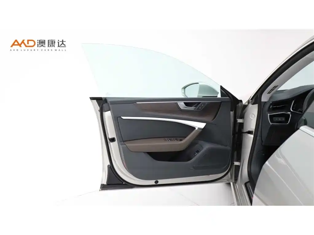 Audi A7L 2022 45 TFSI quattro S-line