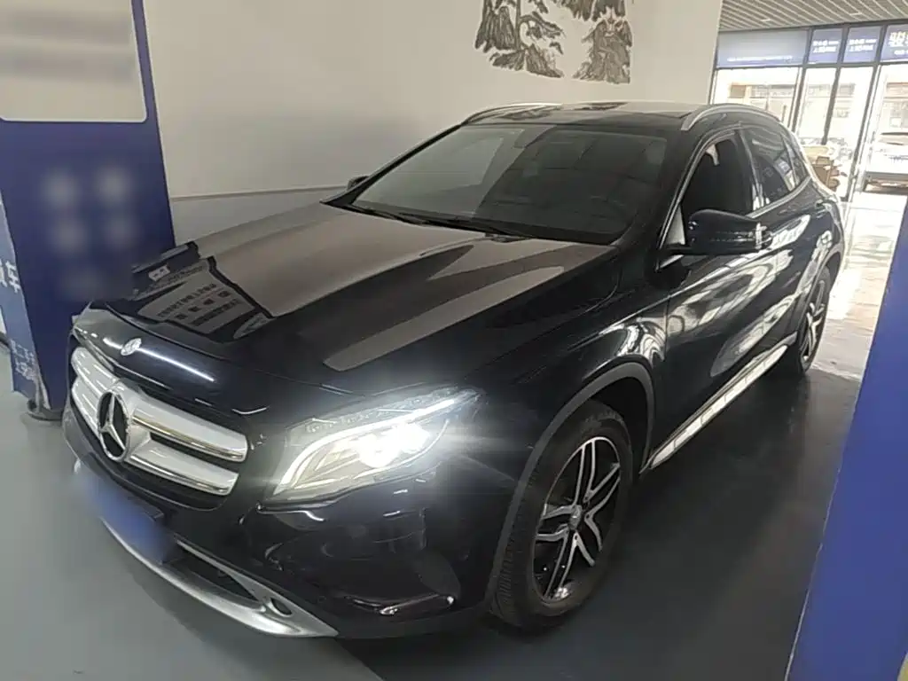 Mercedes-Benz GLA 2016 GLA 220 4MATIC Fashion