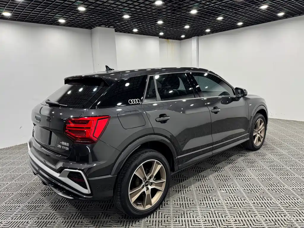 Audi Q2L — миниатюра 7