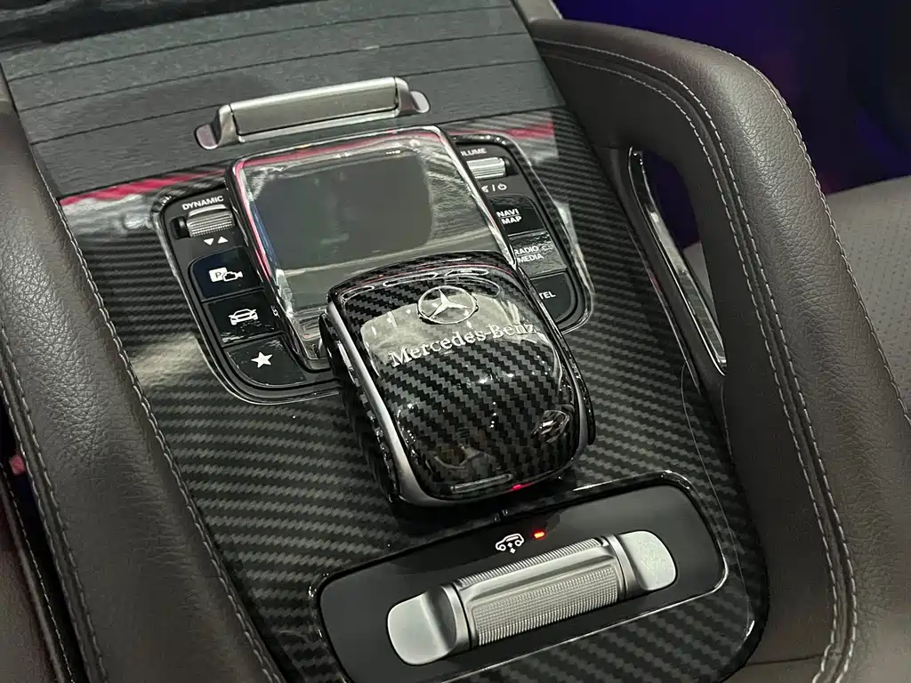Mercedes-Benz GLE (Import) — миниатюра 20