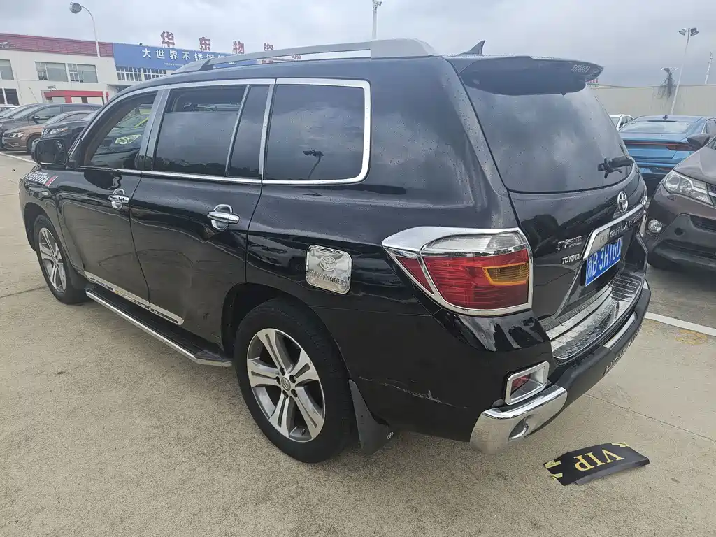 Toyota Highlander — миниатюра 10