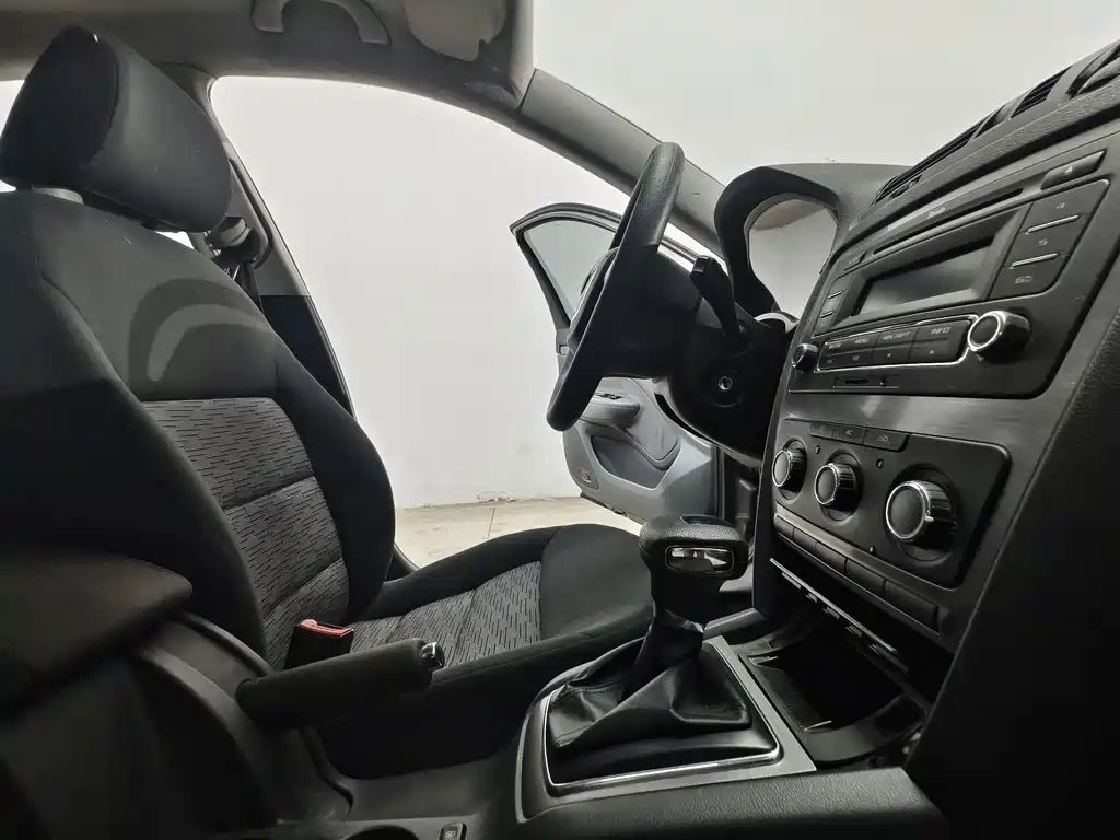 Skoda Octavia — миниатюра 14