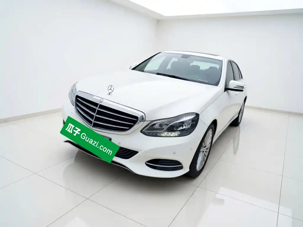 Mercedes-Benz E-Class — миниатюра 2