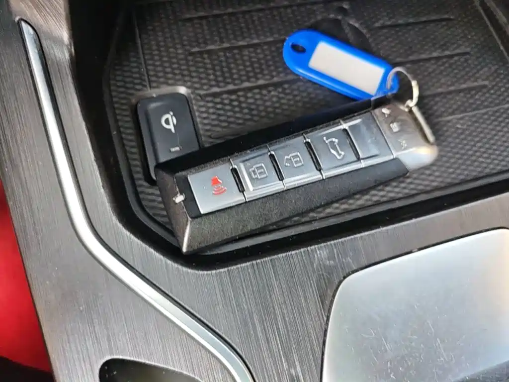 Wey Wey VV6 — миниатюра 9