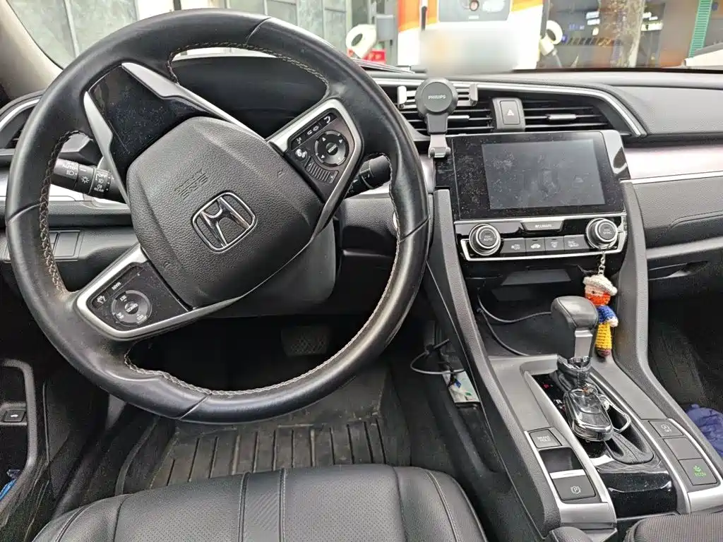 Honda Civic — миниатюра 10