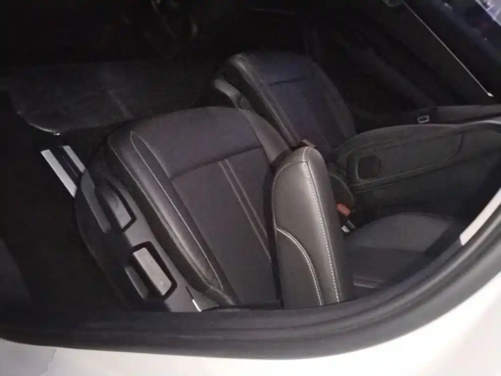 Wuling Victory — миниатюра 17