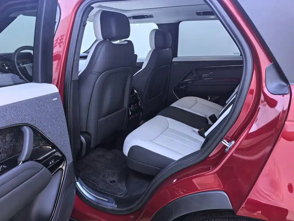 Land Rover Sport PHEV — миниатюра 9