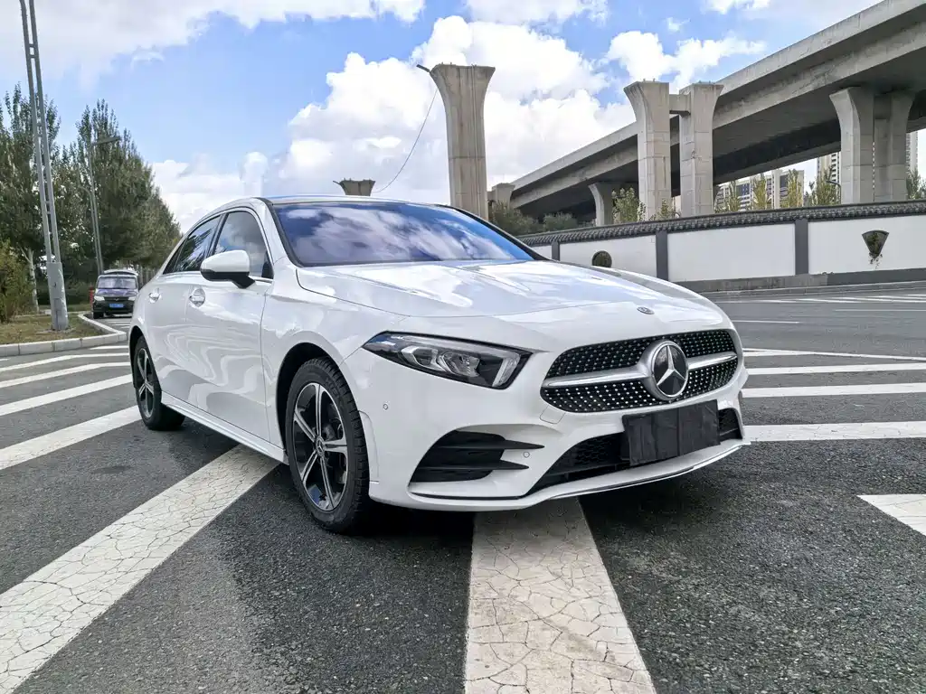 MERCEDES-BENZ A CLASS