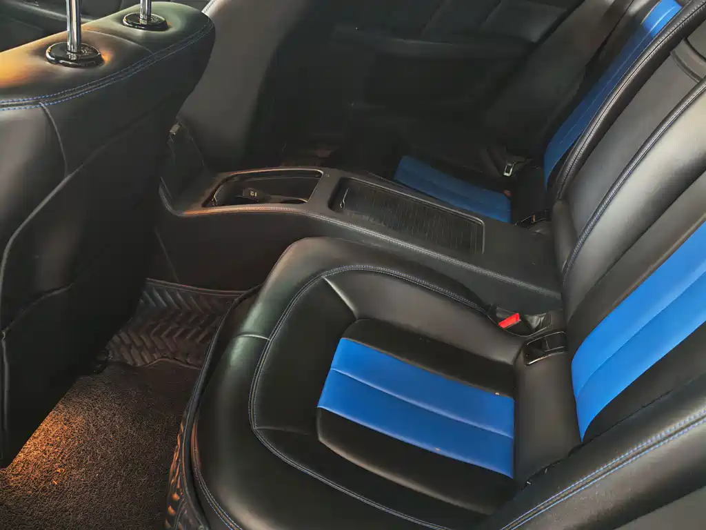 Mercedes-Benz CLS — миниатюра 6
