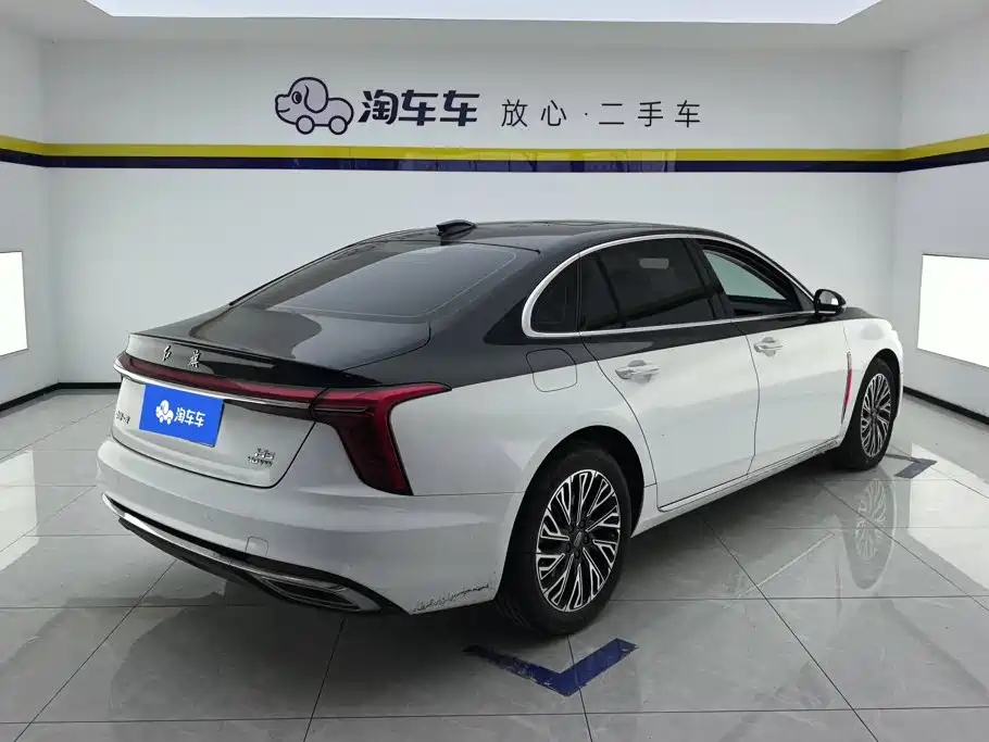 Hongqi Hongqi H5 — миниатюра 3