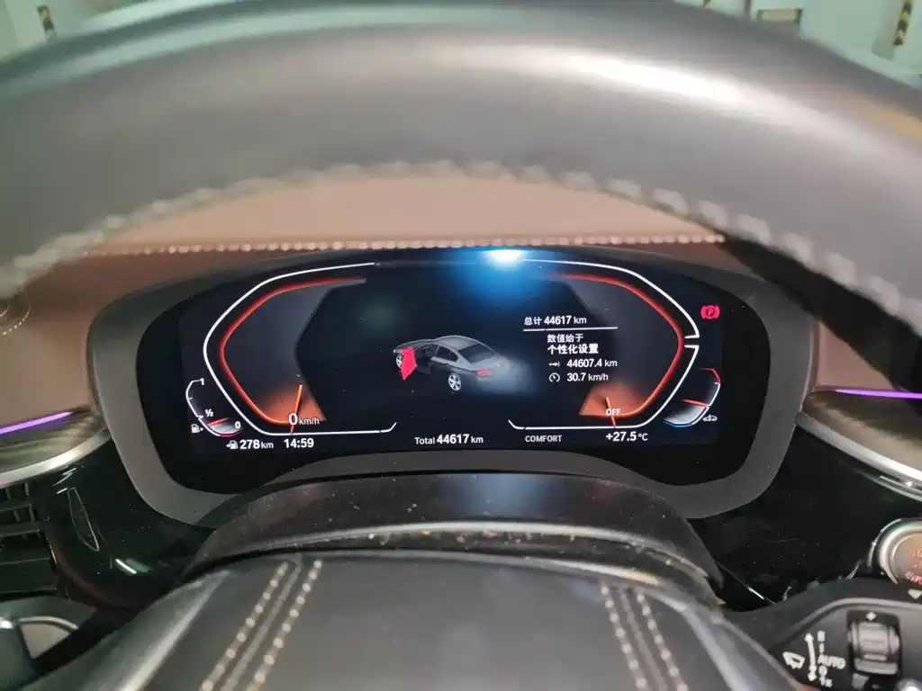 BMW 5 Series — миниатюра 7